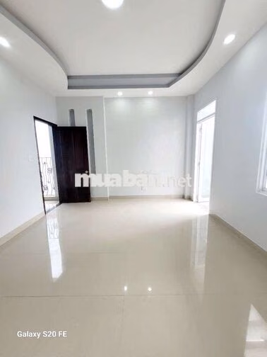 NHÀ 4 TẦNG _ GÓC 2 MẶT TIỀN_ NGANG 5M_HUỲNH TẤN PHÁT _ NHÀ BÈ