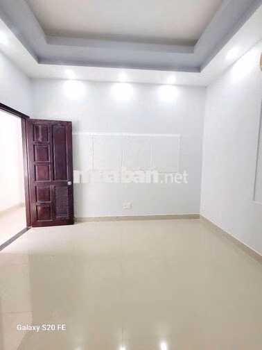 NHÀ 4 TẦNG _ GÓC 2 MẶT TIỀN_ NGANG 5M_HUỲNH TẤN PHÁT _ NHÀ BÈ