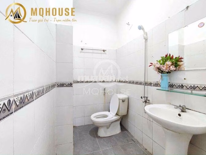 PHÒNG TRỌ STUDIO GIÁ RẺ AN NINH SÁT ĐẠI HỌC VĂN HIẾN SẴN NỘI THẤT