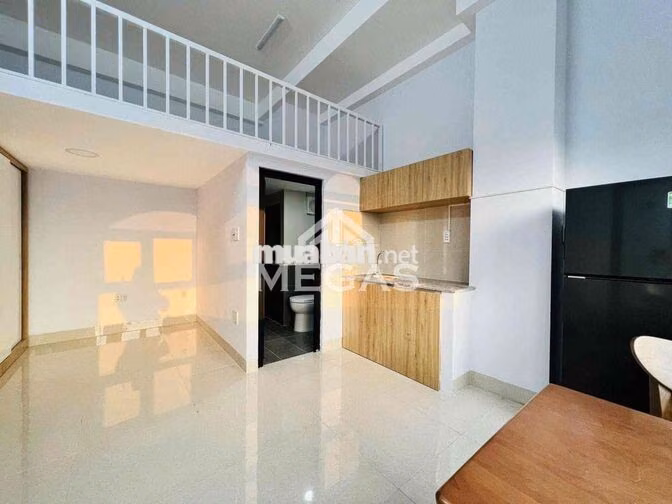 Duplex Mới Xây, Cửa Sổ Thoáng. Ngay Cổng Sau Văn Lang Cơ sở 3