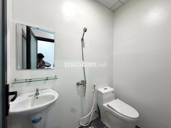 Khai Trương Căn Hộ Ban Công Full NT có MGR ngay Đồng Đen - Âu Cơ