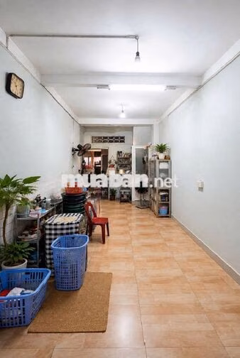 Bán nhà mặt tiền Bùi Viện, QUẬN 1, 3x12m (37 m2), giá 32 tỷ