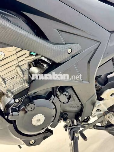 Suzuki Bandit 150 2000 km Đen