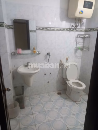 Chính chủ cho thuê nhà Nguyễn Chí Thanh - Phường Láng 45 m2x 4 tầng 