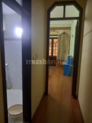 Chính chủ cho thuê nhà Nguyễn Chí Thanh - Phường Láng 45 m2x 4 tầng 