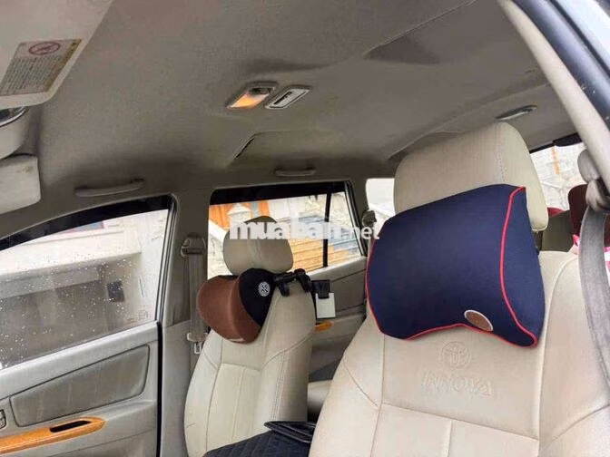 Toyota Innova-V 2010 Số tự động Bạc