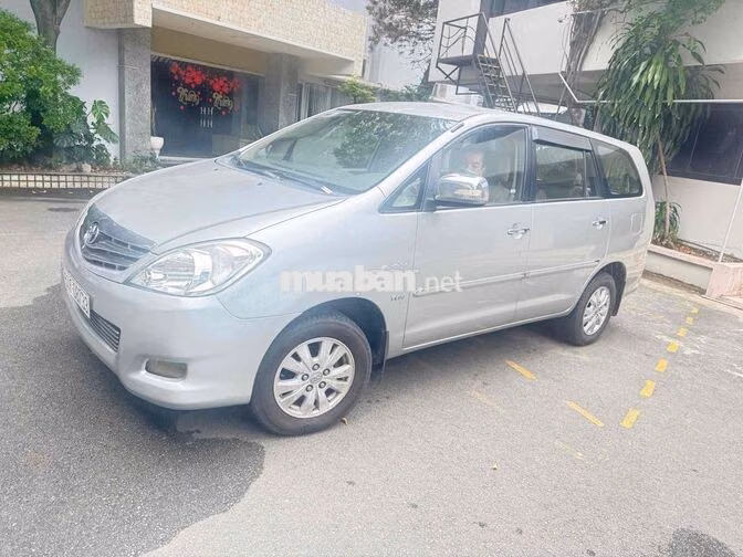 Toyota Innova-V 2010 Số tự động Bạc