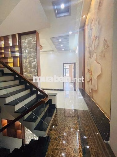 Nhà mới đẹp 2 lầu 4 phòng KDC Đh Y Dược