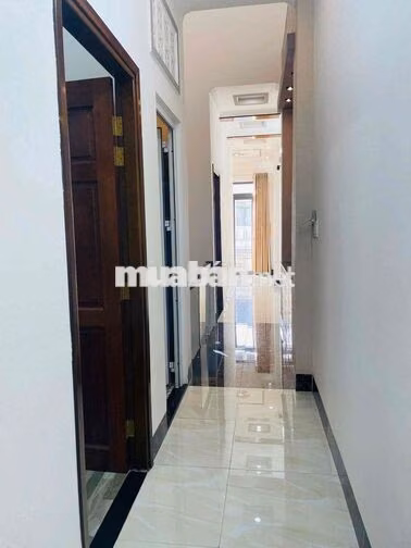 Nhà mới đẹp 2 lầu 4 phòng KDC Đh Y Dược