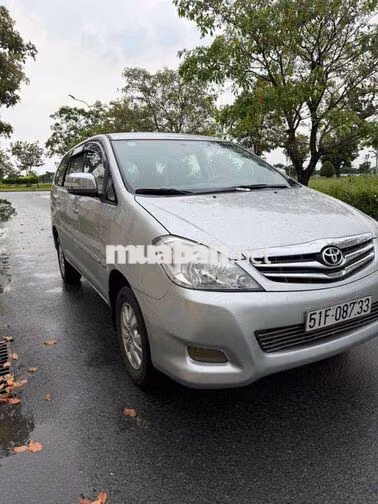 Toyota Innova-V 2010 Số tự động Bạc
