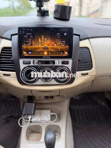 Toyota Innova-V 2010 Số tự động Bạc