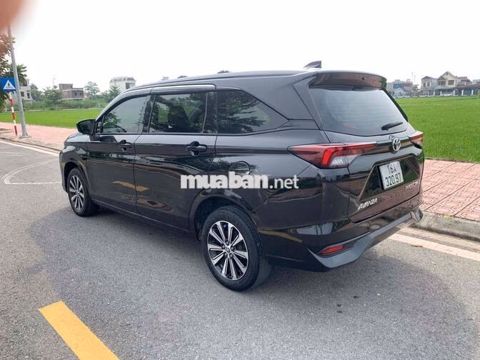 Toyota Avanza 2022 Số tự động Đen