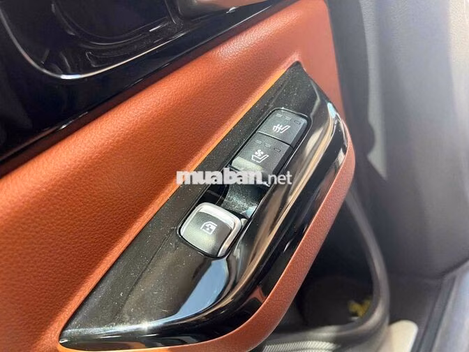 Kia Carnival Signature 2023 Trắng 60000 km
