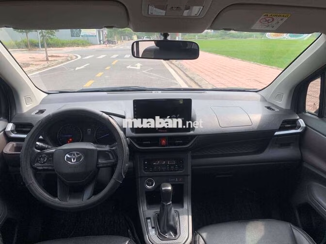 Toyota Avanza 2022 Số tự động Đen