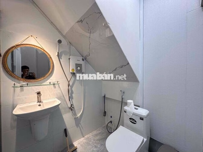 Mới 100% căn hộ 30m2 máy giặt riêng ngay Nguyễn Hữu Cảnh giáp Quận 1,3