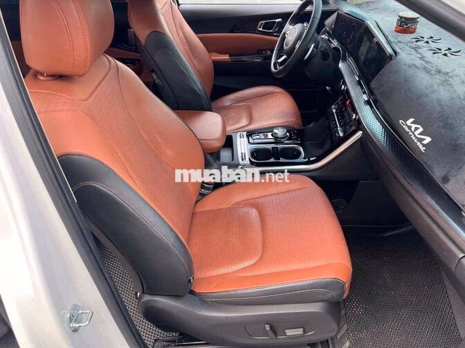 Kia Carnival Signature 2023 Trắng 60000 km