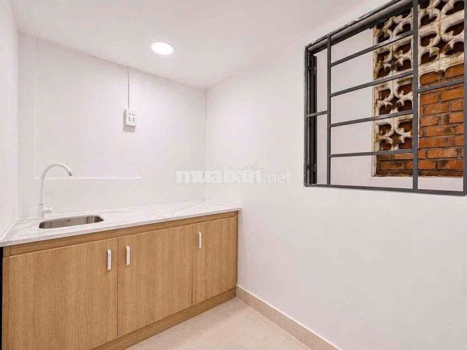 Khai trương phòng mới ở Nguyễn Oanh