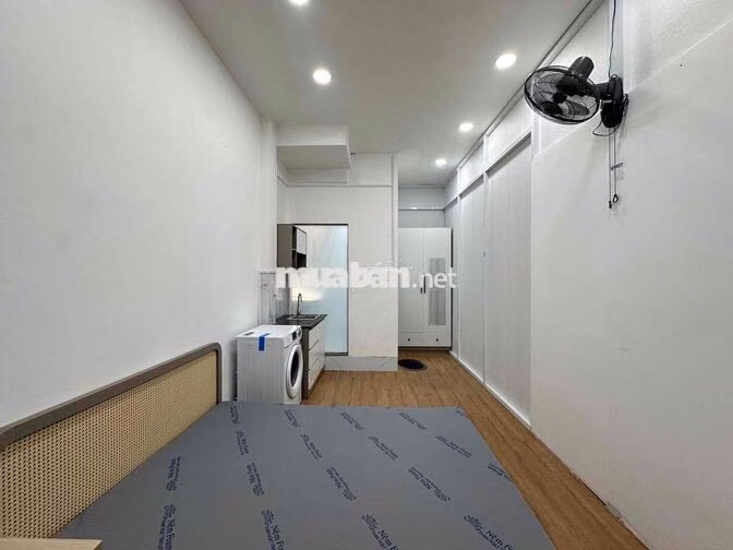 Mới 100% căn hộ 30m2 máy giặt riêng ngay Nguyễn Hữu Cảnh giáp Quận 1,3