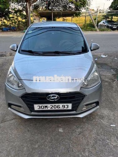 Hyundai Grand i10 Sedan Số sàn Bạc