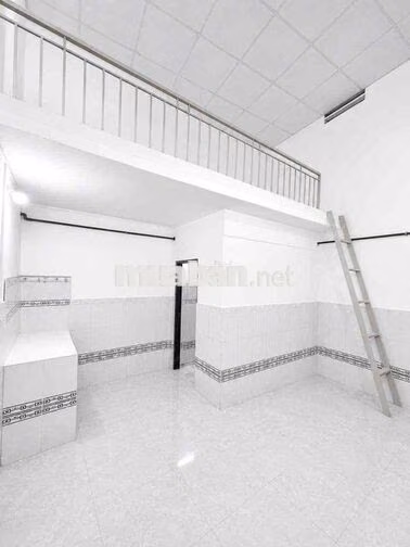 Trống Phòng Mới Xây cách Làng Đại Học CHỈ 10Phut - Ở Liền giá rẻ