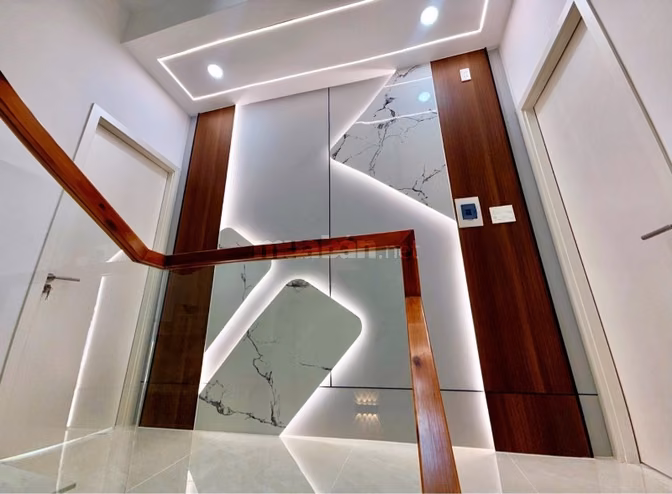 Nhà mới xây   Dương Tự Quán  4 4.2 12.5 6.95 tỷ