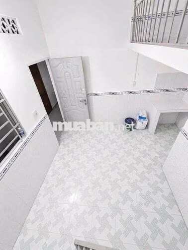 Trống Phòng Mới Xây cách Làng Đại Học CHỈ 10Phut - Ở Liền giá rẻ