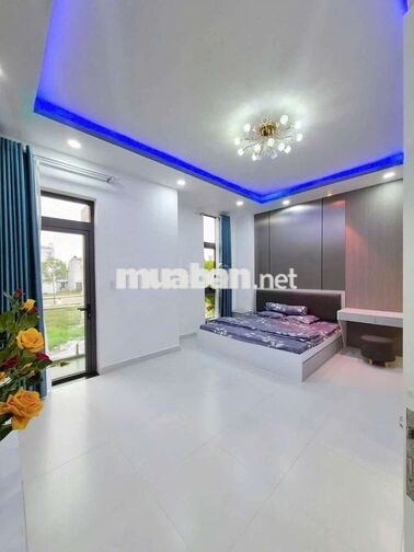 NHÀ 3 TẦNG KHU ĐÔ THỊ 5 SAO GẦN CHỢ BÌNH CHÁNH 