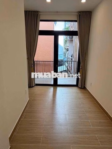 Nhỉnh 4 Tỷ - LÊ VĂN SỸ - Phú Nhuận – 01 Căn Ra MẶT TIỀN – 35M² – 2 TẦN
