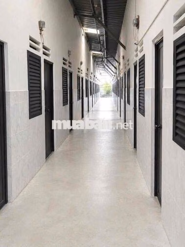 Trống Phòng Mới Xây cách Làng Đại Học CHỈ 10Phut - Ở Liền giá rẻ