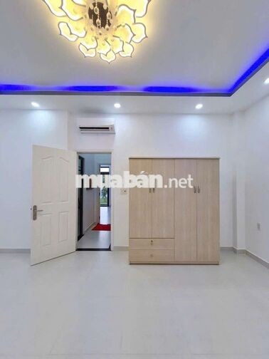 NHÀ 3 TẦNG KHU ĐÔ THỊ 5 SAO GẦN CHỢ BÌNH CHÁNH 