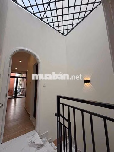 Nhỉnh 4 Tỷ - LÊ VĂN SỸ - Phú Nhuận – 01 Căn Ra MẶT TIỀN – 35M² – 2 TẦN