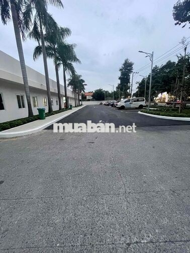 Tuyển bảo vệ bệnh viện gần ngã ba suối giữa