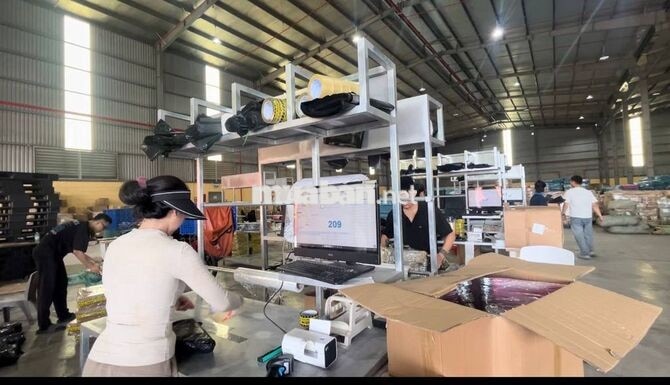 Tuyển dụng Trưởng Kho Bình Dương - 25.000.000 VNĐ