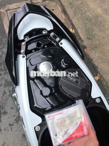 Honda Wave i125 2022 Trắng, Đỏ 2000 km