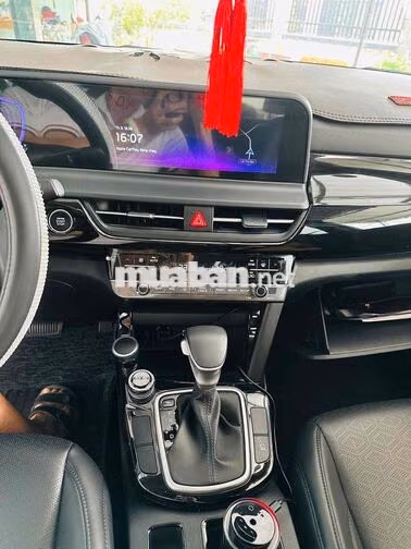 KIA Seltos Luxury 2025 Trắng 4.500 km