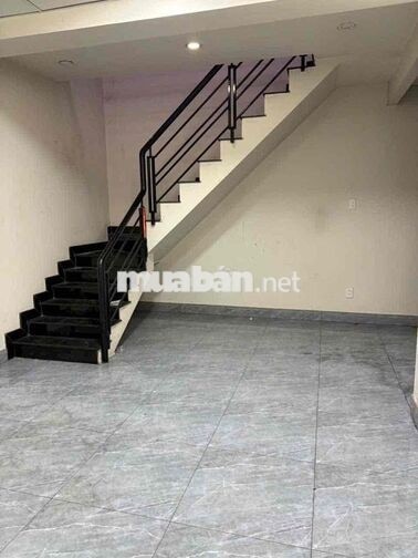 Cho Thuê Kho 500m2, MT QL 1A , trạm thu phí an sương, 50tr/th