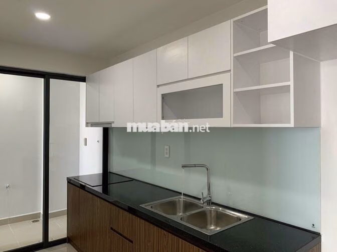 Cần tiền Bán gấp CH Phú Đông Premier 2PN 2WC 70m2.Giá : 3,3 tỷ