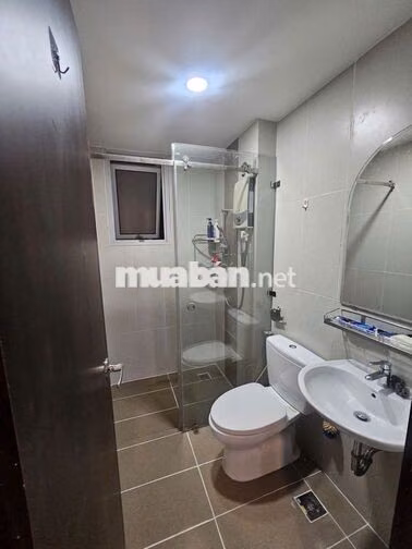Cho thuê nhà 5 tầng 6pn hxh Lê Văn Sỹ 35 tr