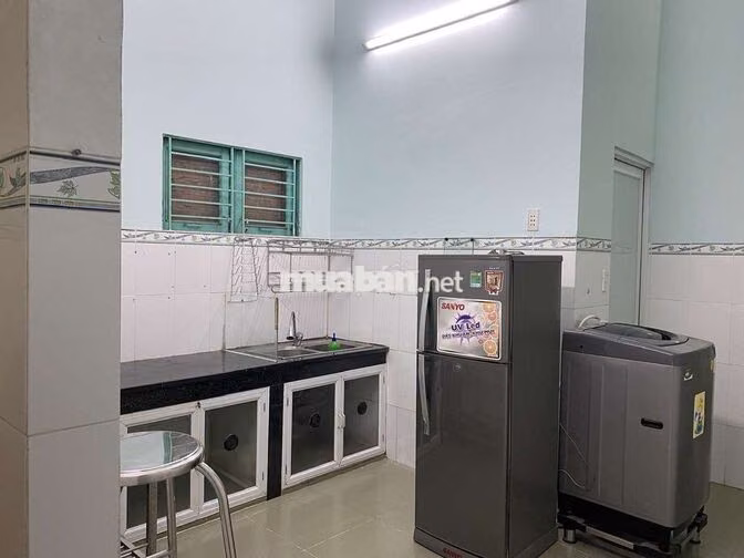NHÀ GẦN KHA VẠN CÂN, CHỢ THỦ ĐỨC. 80M2 2PN 2WC SẴN NỘI THẤT Ở GĐ, NHÓM