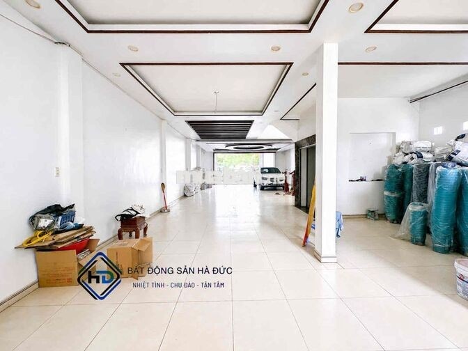 Mặt bằng 500m mặt tiền đường Lê Văn Khương sầm uất
