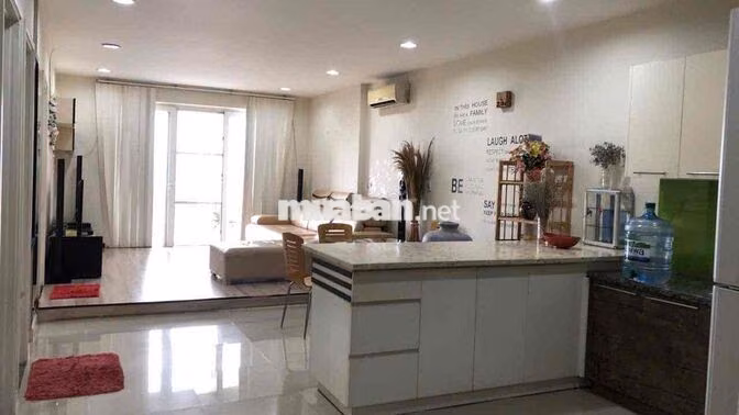 Bán nhà chung cư có nội thất 105 mét - Giá 3tỷ9
