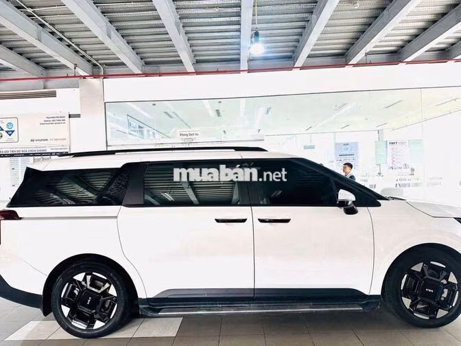 Kia Carnival 2025 Limosine Massager Trắng