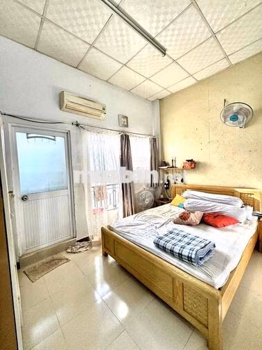 Nhỉnh 6 Tỉ -Hẻm Xe Hơi 4 Met- Cách Mặt Tiền 200 Met- 4❌16 Vuông h
