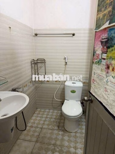 CHO THUÊ NHÀ ĐẸP GIÁ RẺ FUN NÔI THẤT 4PN GIÁ 12TR 