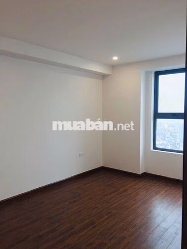 Chính chủ cho thuê CHCC Sky Central 176 Định Công mặt đường 2.5
