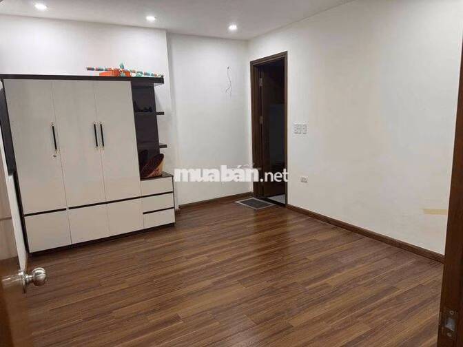 CHO THUÊ CĂN HỘ CHUNG CƯ 4P NGỦ - X2 ĐẠI KIM - TRẦN HÒA - NGÃ TƯ SỞ