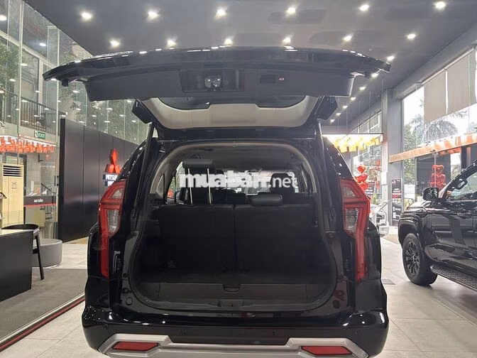 Mitsubishi Pajero Sport 2026 V6-3.0 Đen