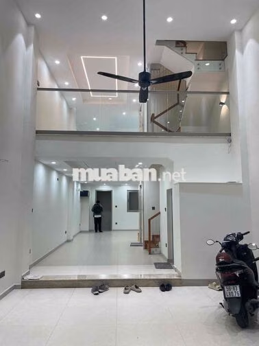 Cho thuê mặt bằng làm Văn Phòng