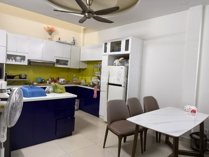 BÁN GẤP NHÀ MỚI ĐẸP RỘNG 65m x 4  TẦNG. TIỆN Ở HOẶC LÀM VĂN PHÒNG. 