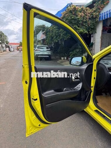 Kia Picanto S 2013 Số sàn Vàng chanh